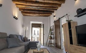 Elegante Apartamento para 5 en el centro de Cáceres con wifi